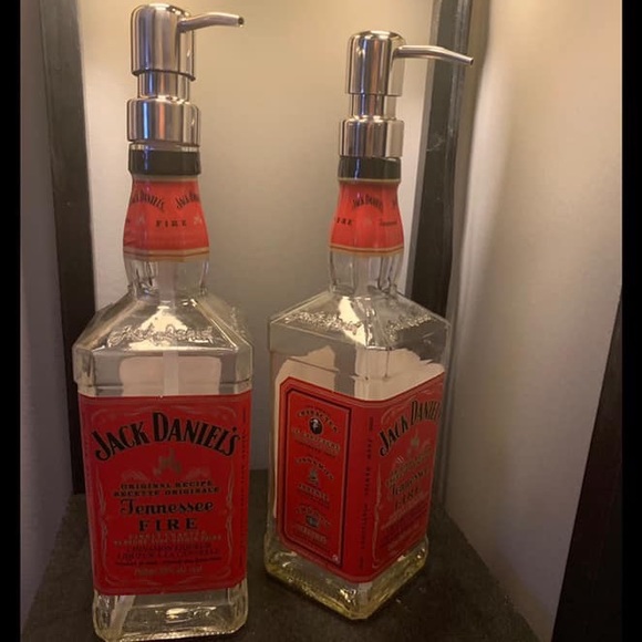 Soap / lotion dispenser - Picture 3 of 3